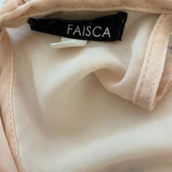 Faisca Size S Pink Braided Neckline with Cut Outs Sleeveless Blouse - Picture 6 of 8